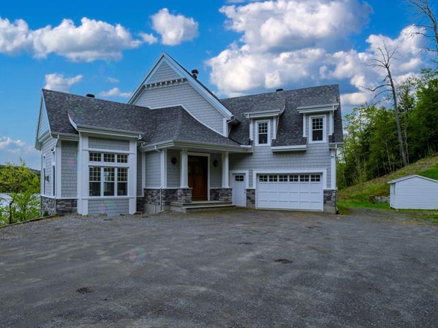 780 Ch. Des Chalands Property Photo 3
