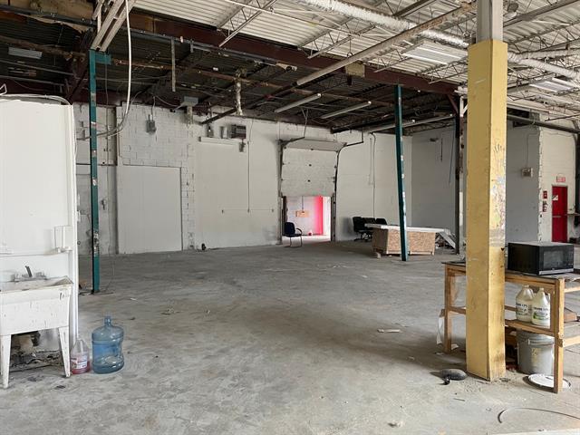 24 Rue St-louis, #200 Property Photo 5