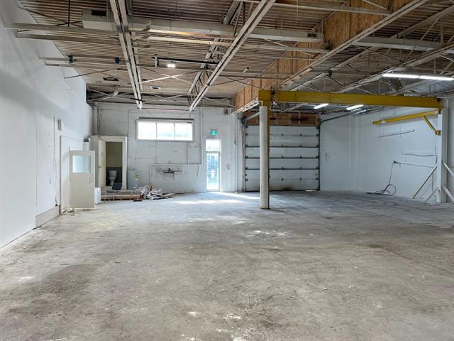 24 Rue St-louis, #200 Property Photo 11