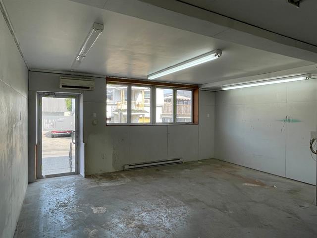 24 Rue St-louis, #200 Property Photo 18