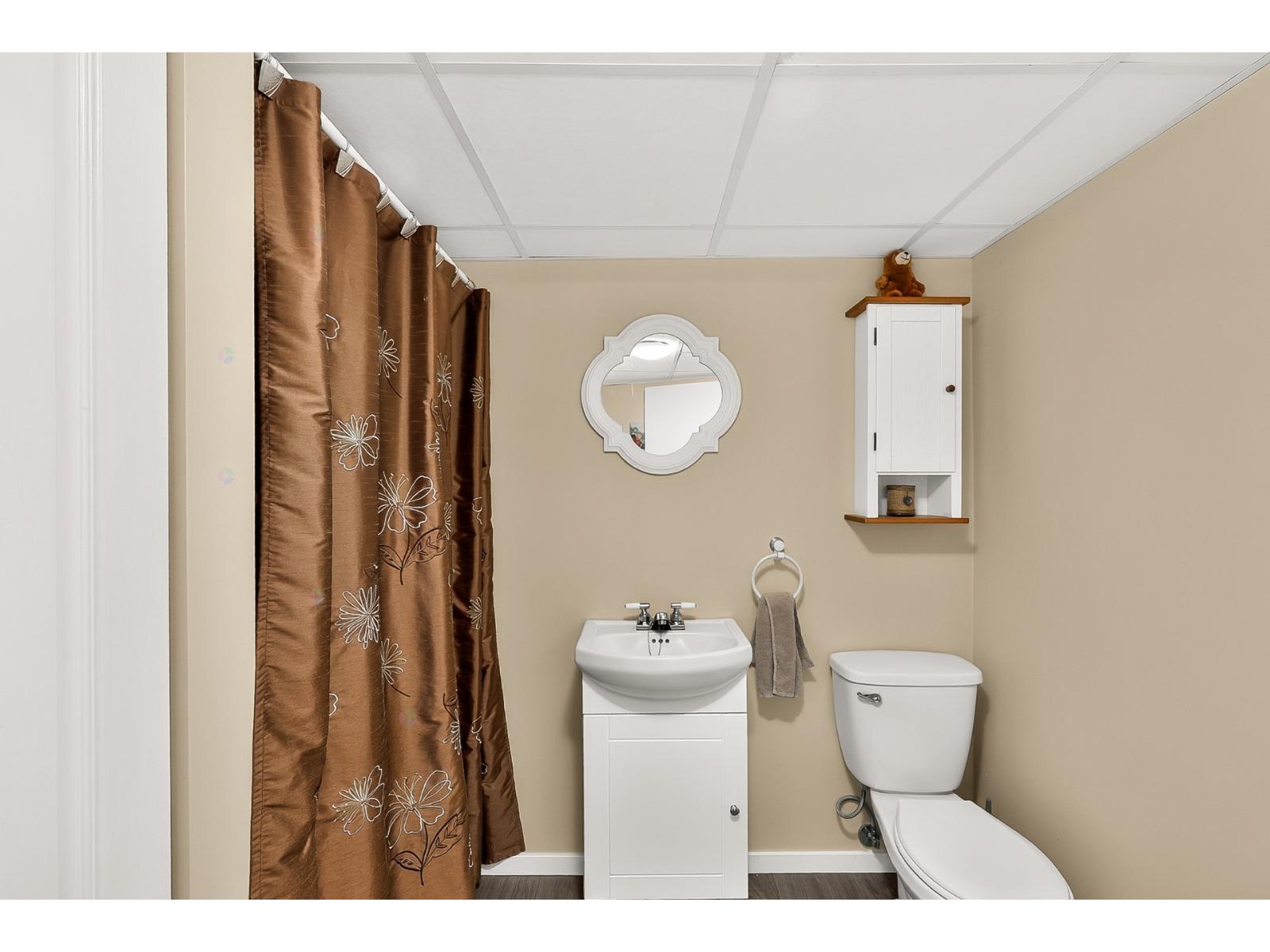 230-232 Av. Allion Property Photo 47