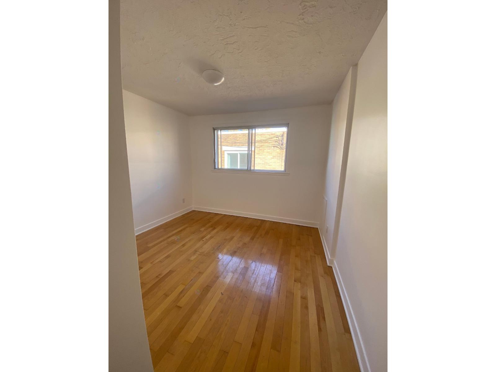 6826 Rue Robert-jurie Property Photo 9