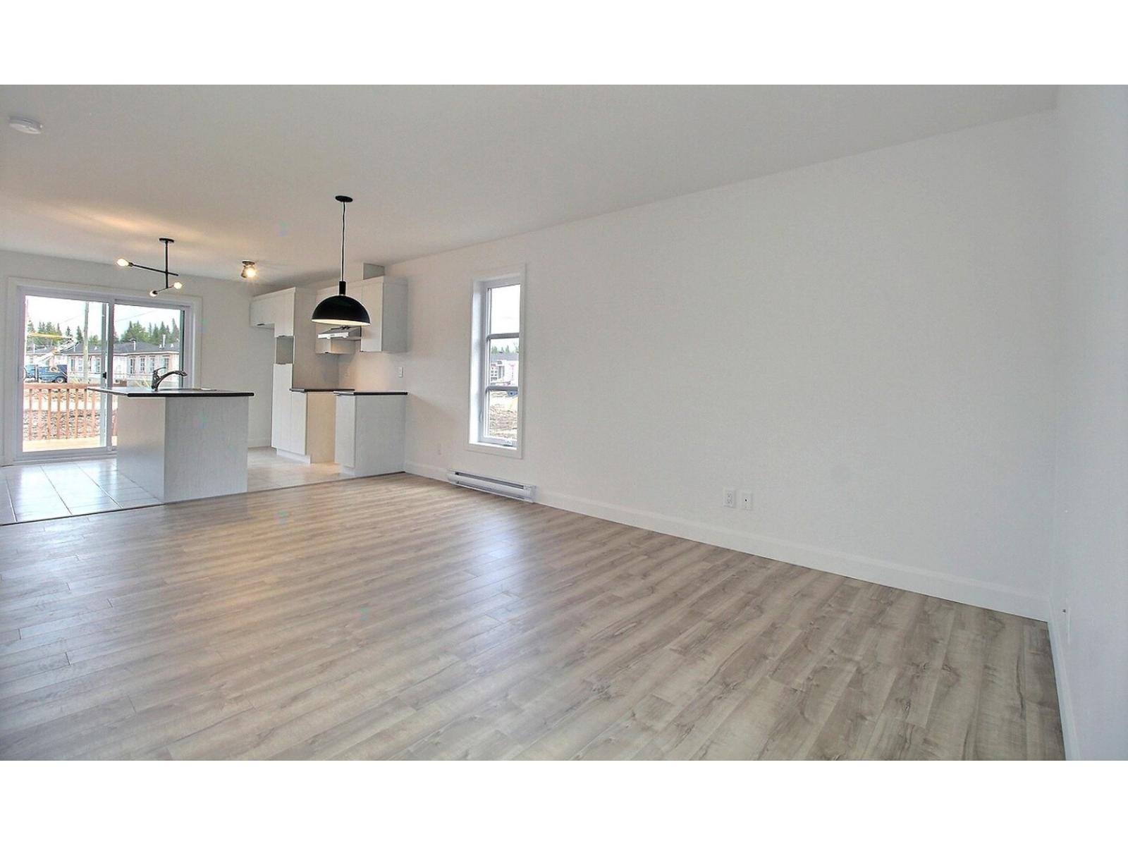 Rue Guy-linteau Property Photo 4