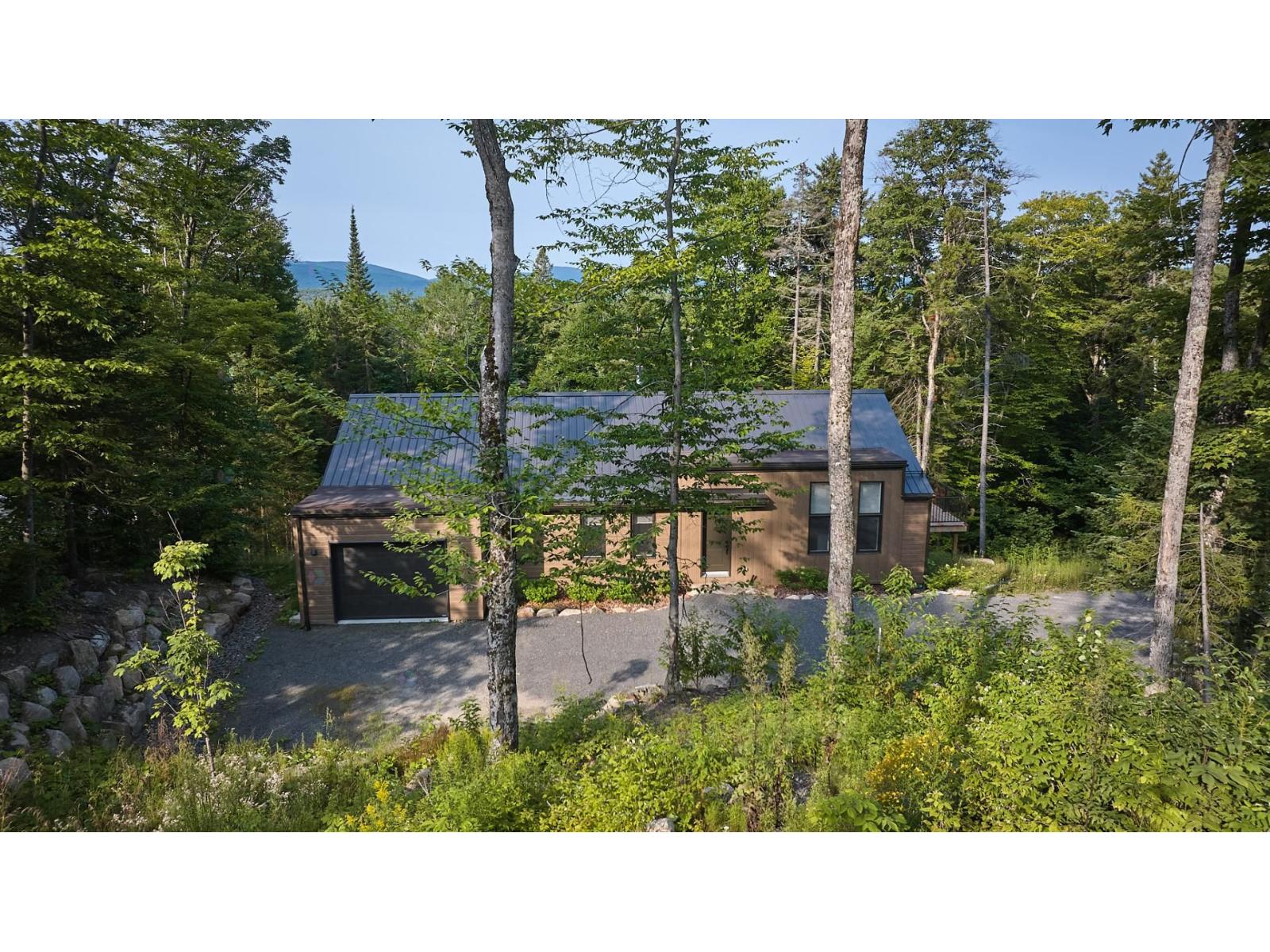 190 Ch. Du Versant Property Photo 2
