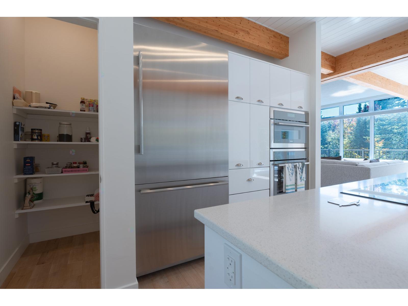 190 Ch. Du Versant Property Photo 11
