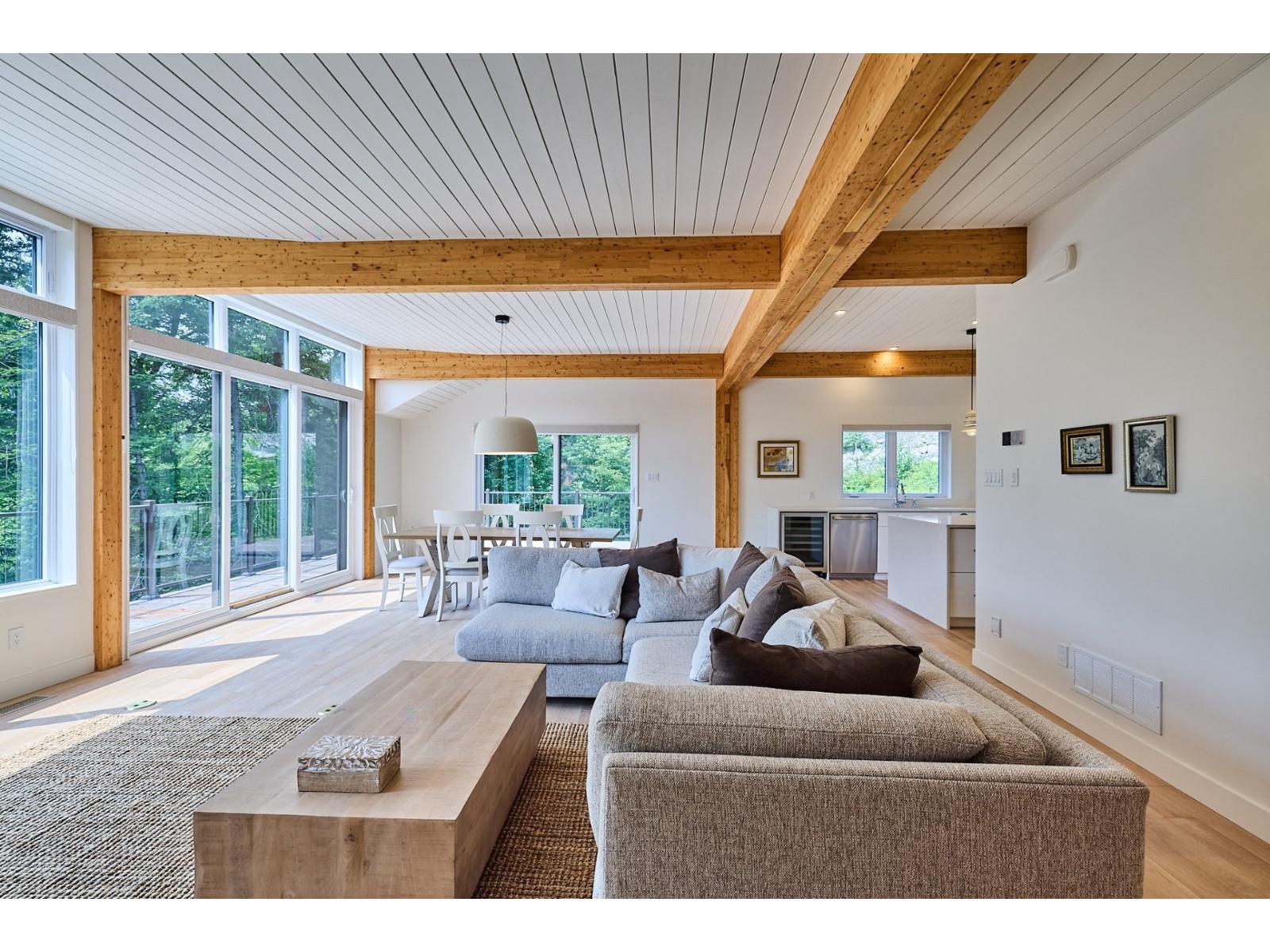 190 Ch. Du Versant Property Photo 20