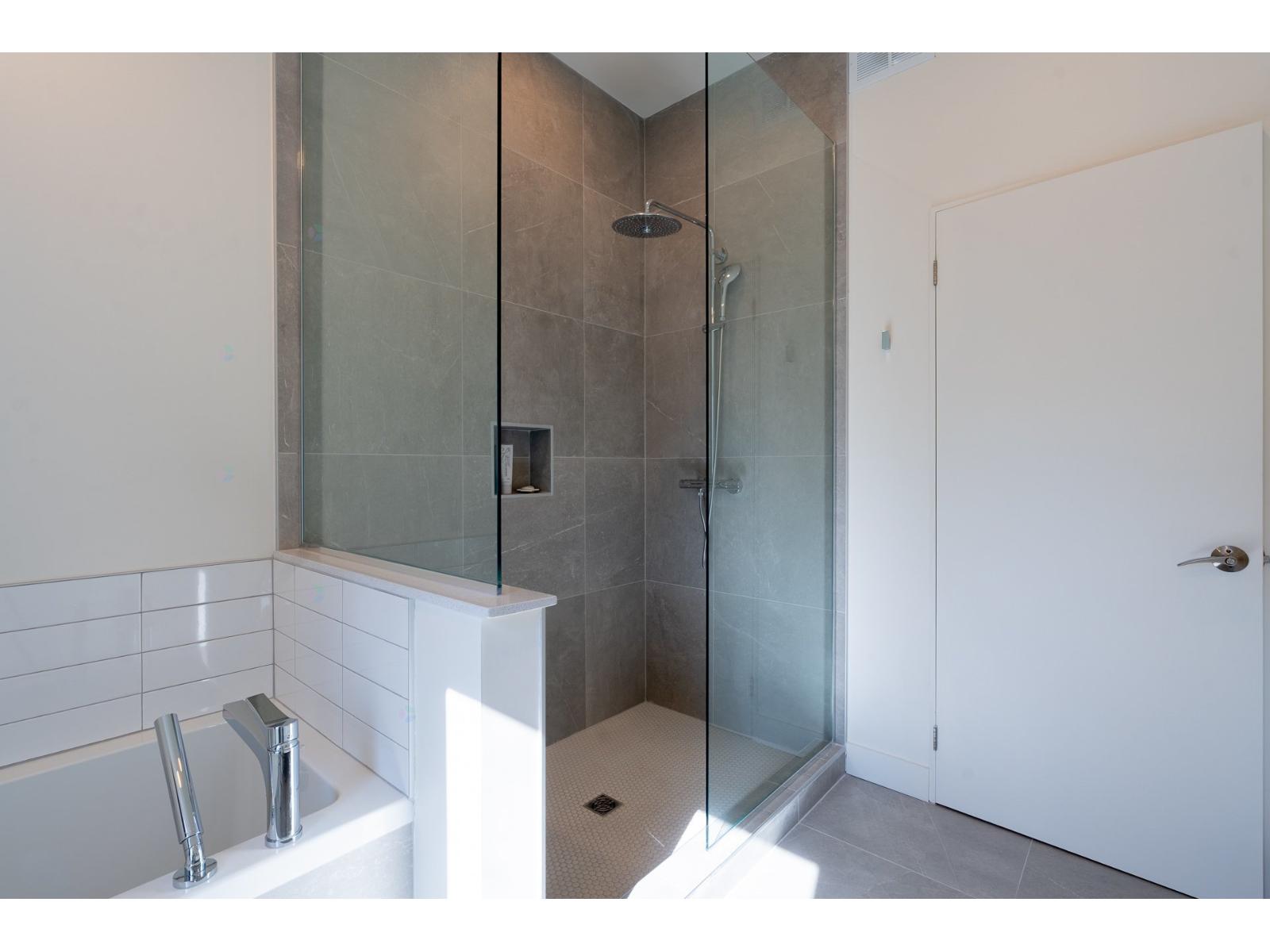 190 Ch. Du Versant Property Photo 29