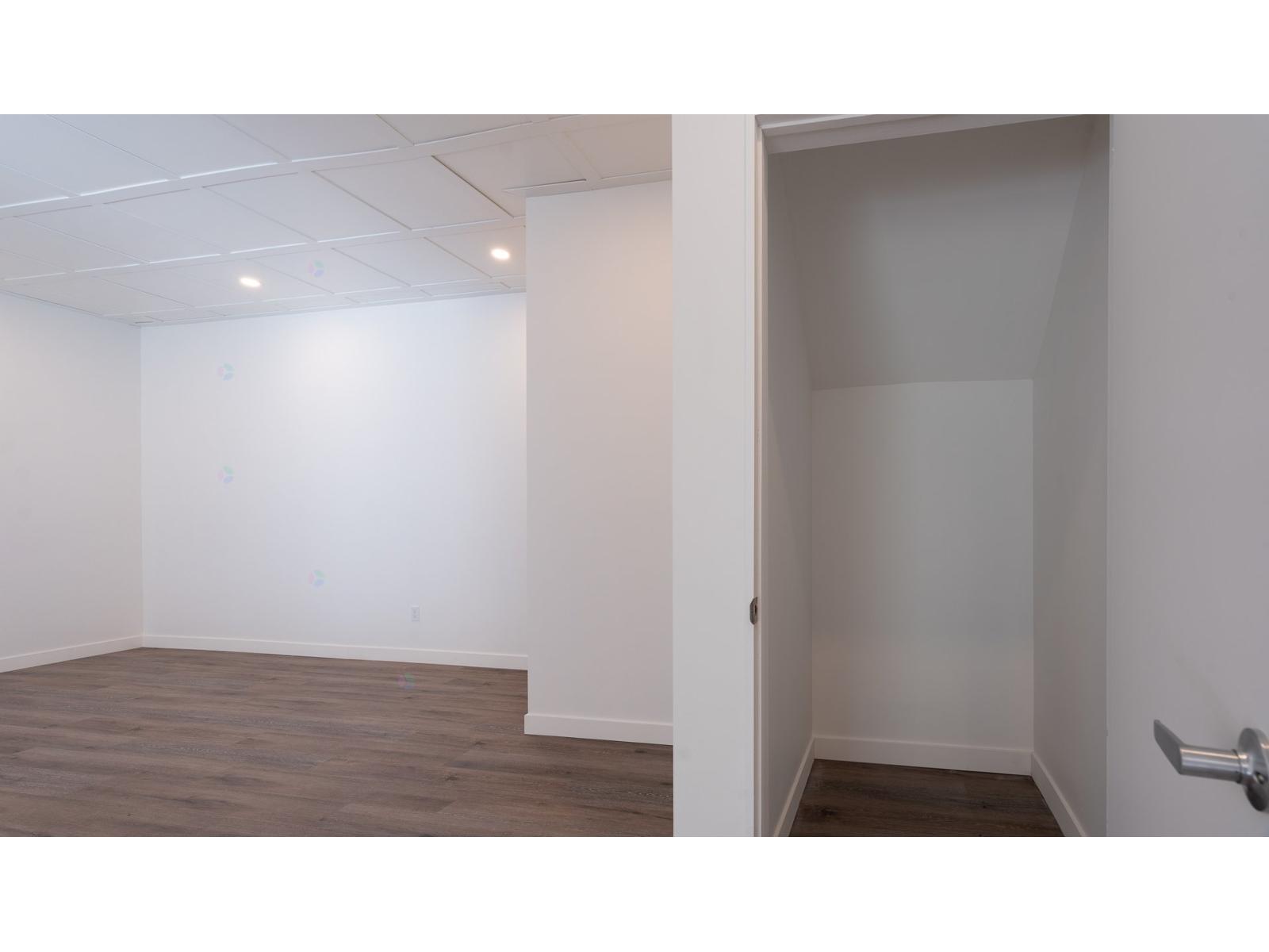 190 Ch. Du Versant Property Photo 41
