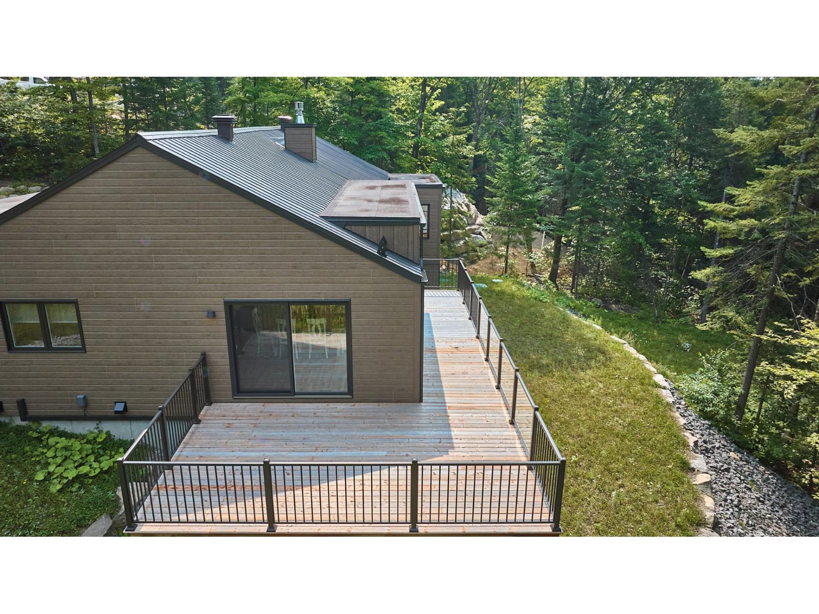 190 Ch. Du Versant Property Photo 47