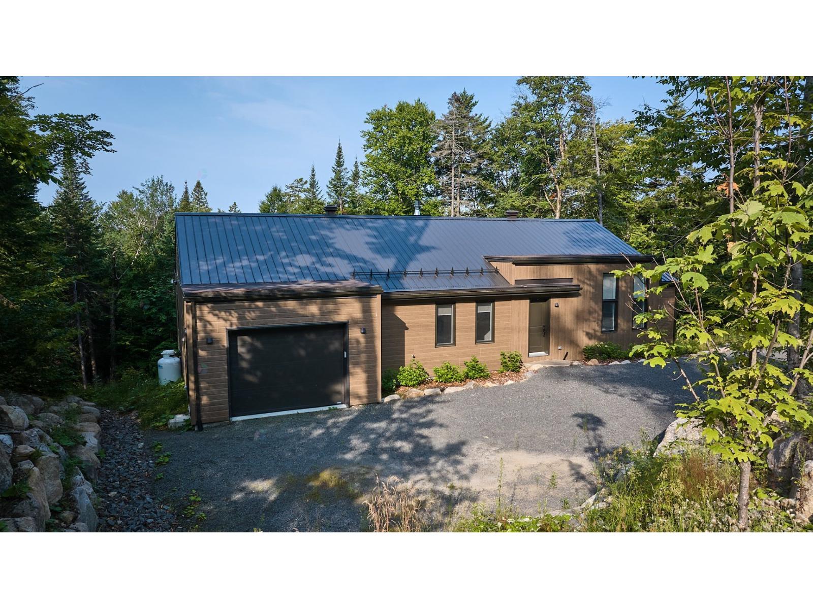 190 Ch. Du Versant Property Photo 48