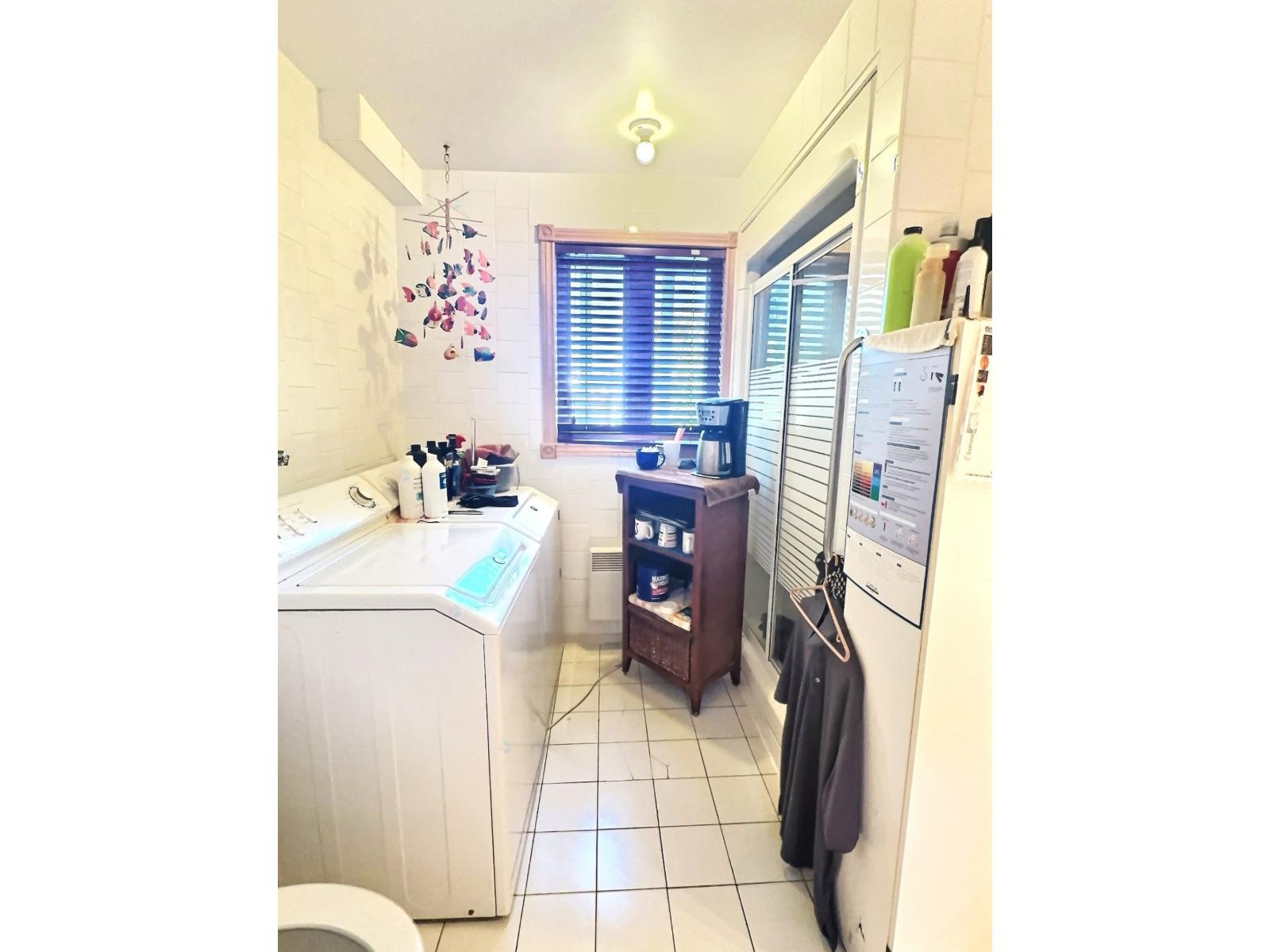 256 Av. D'amours Property Photo 13