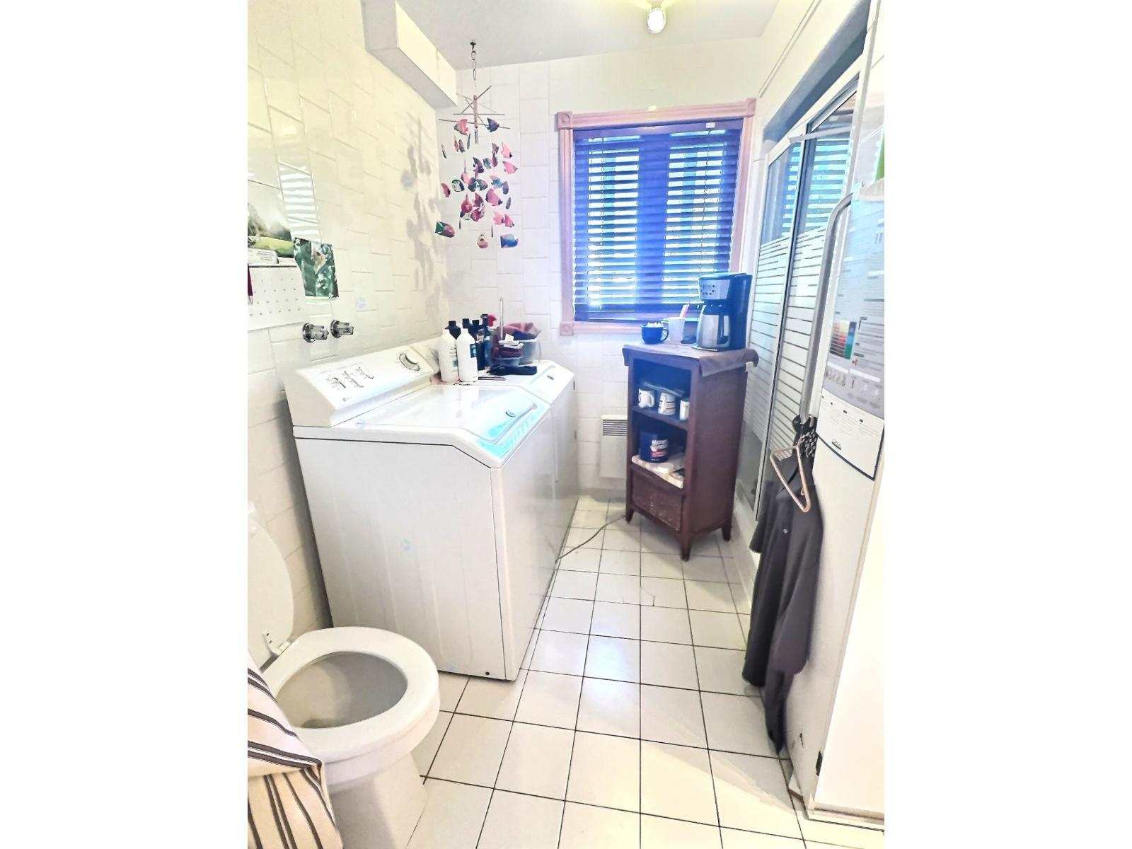 256 Av. D'amours Property Photo 14