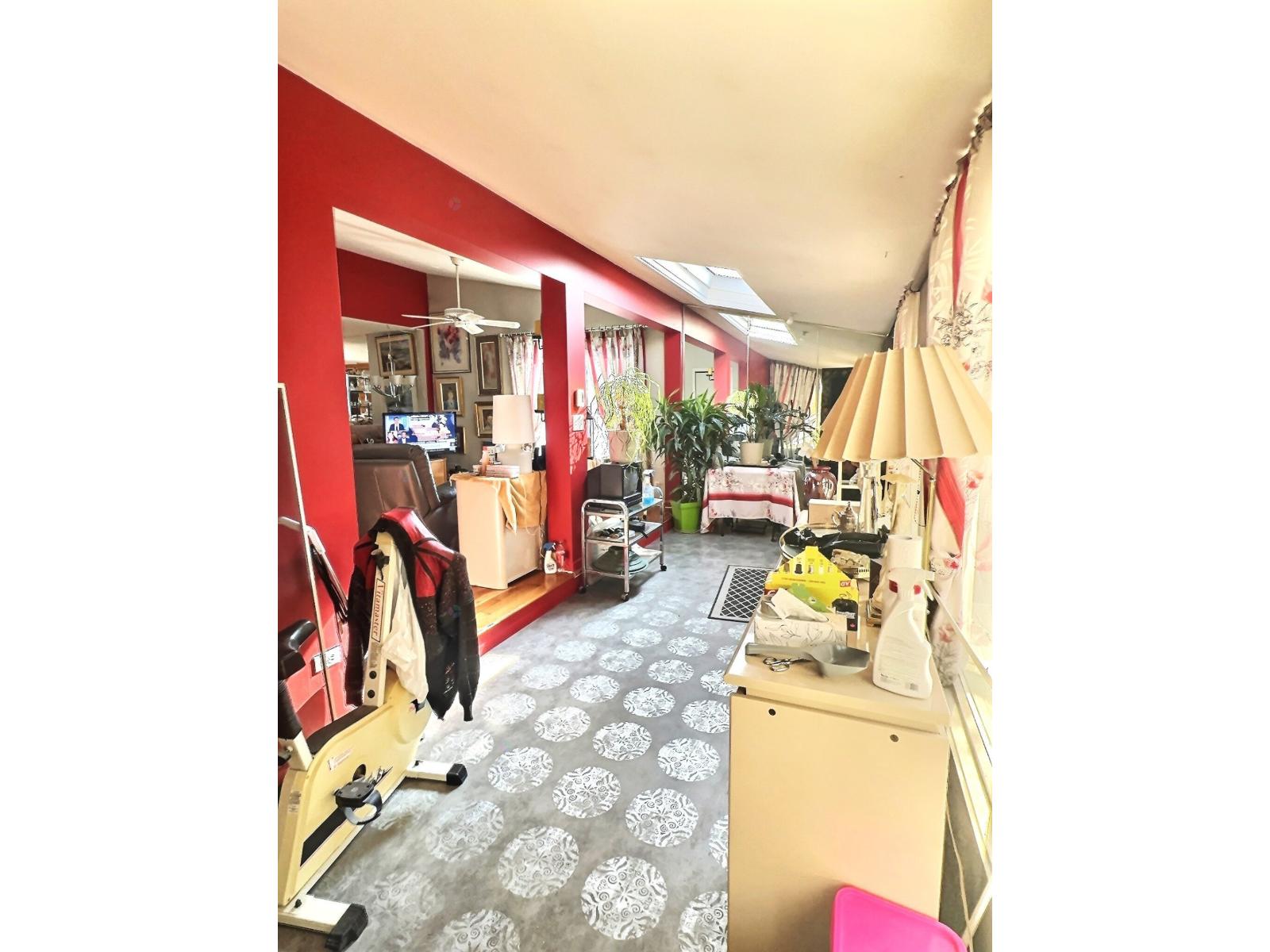256 Av. D'amours Property Photo 21