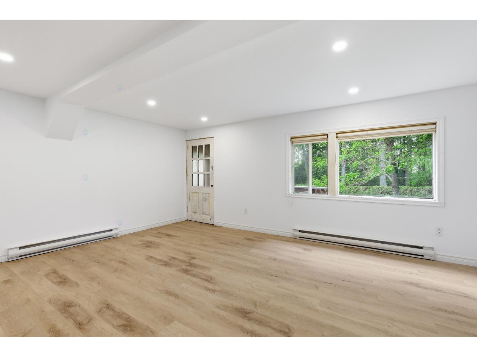 189 Ch. Montcalm Property Photo 8