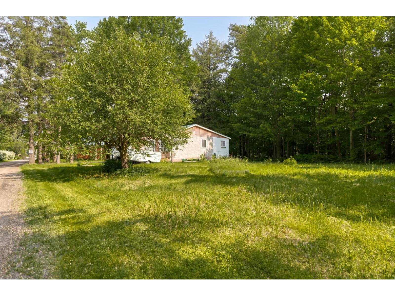 189 Ch. Montcalm Property Photo 13