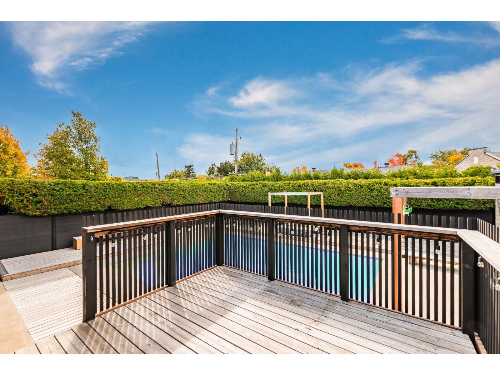 2222 Rue D'oslo Property Photo 32