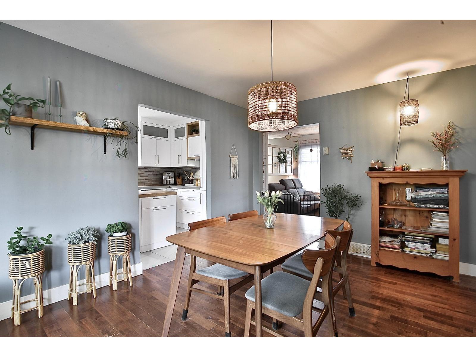 386 Rue Dufferin Property Photo 6