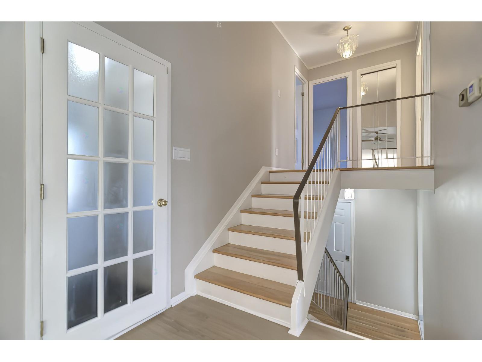 7615 Rue Mirabeau Property Photo 4