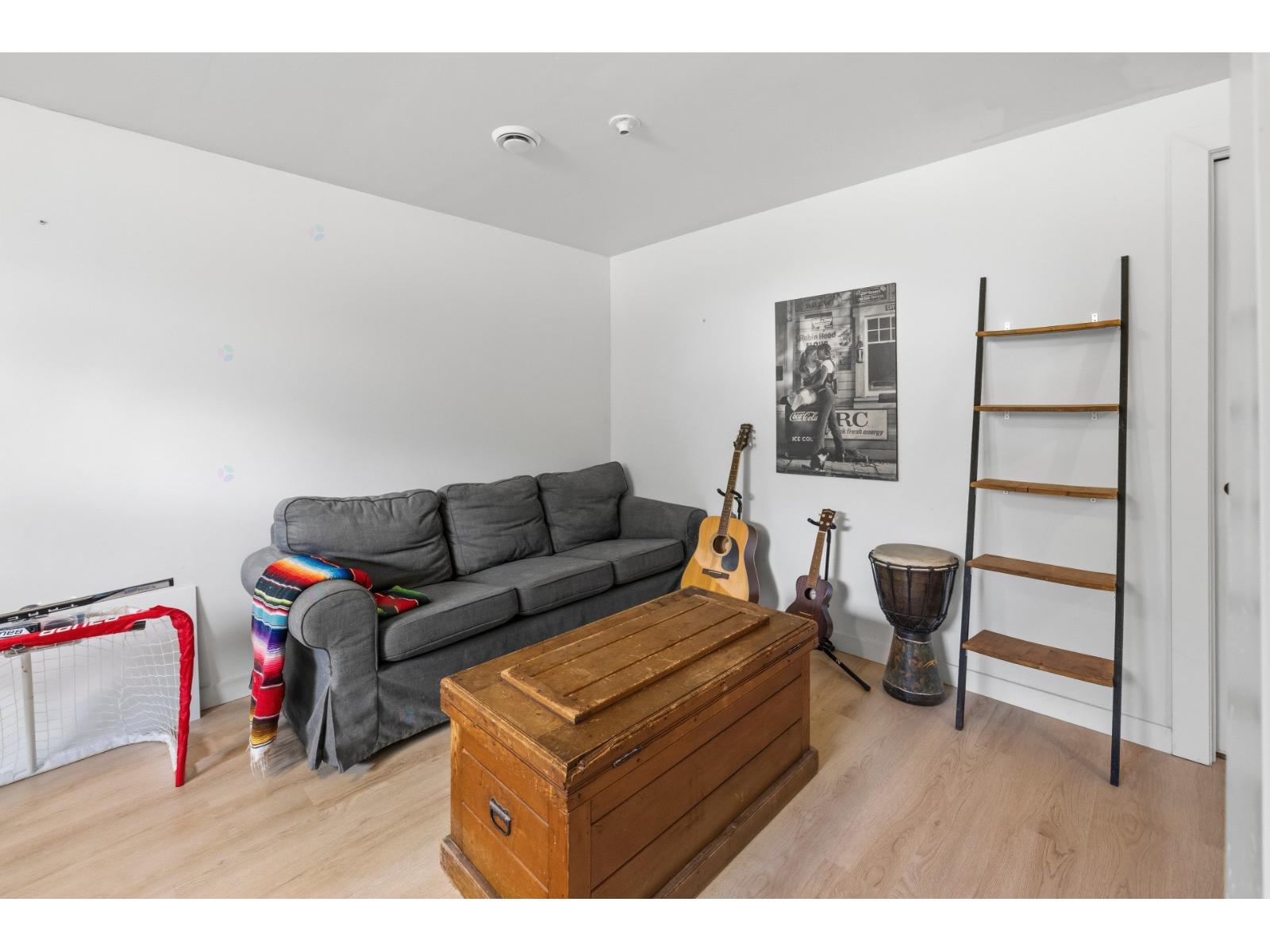 726 Rue Du Royaume Property Photo 35
