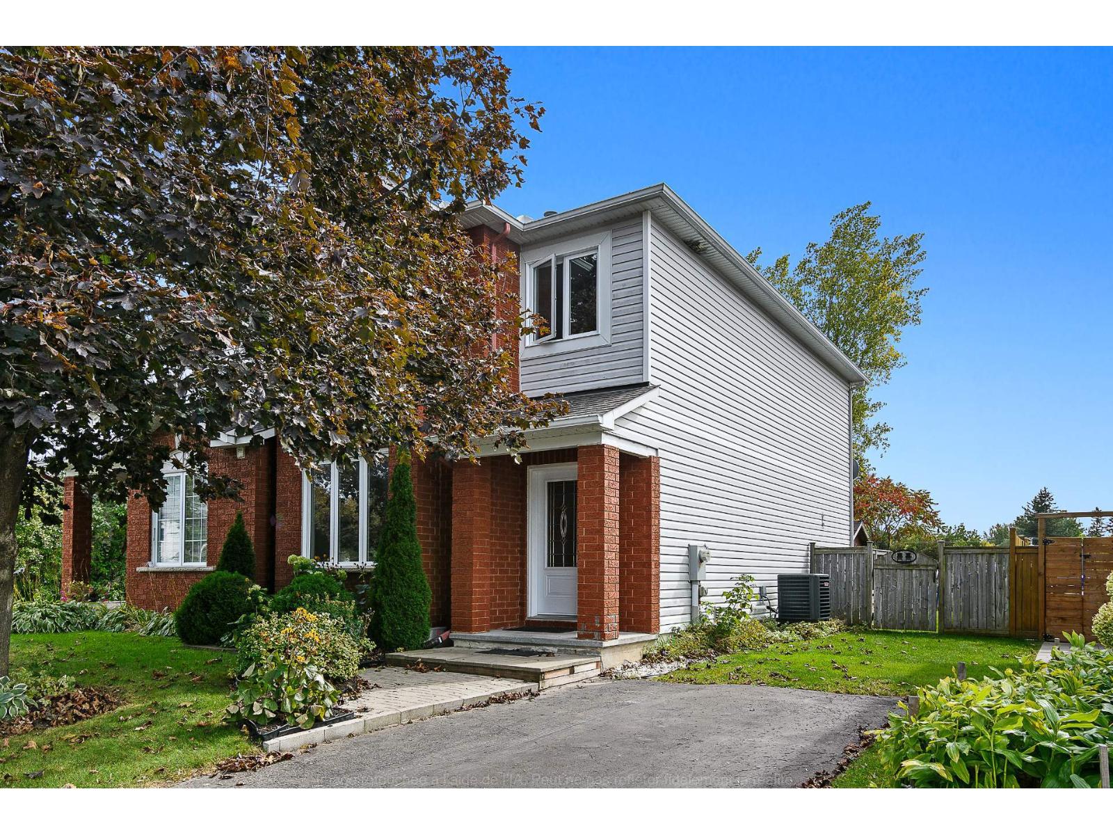 81 Rue De La Croisée Photo de la propriété 1