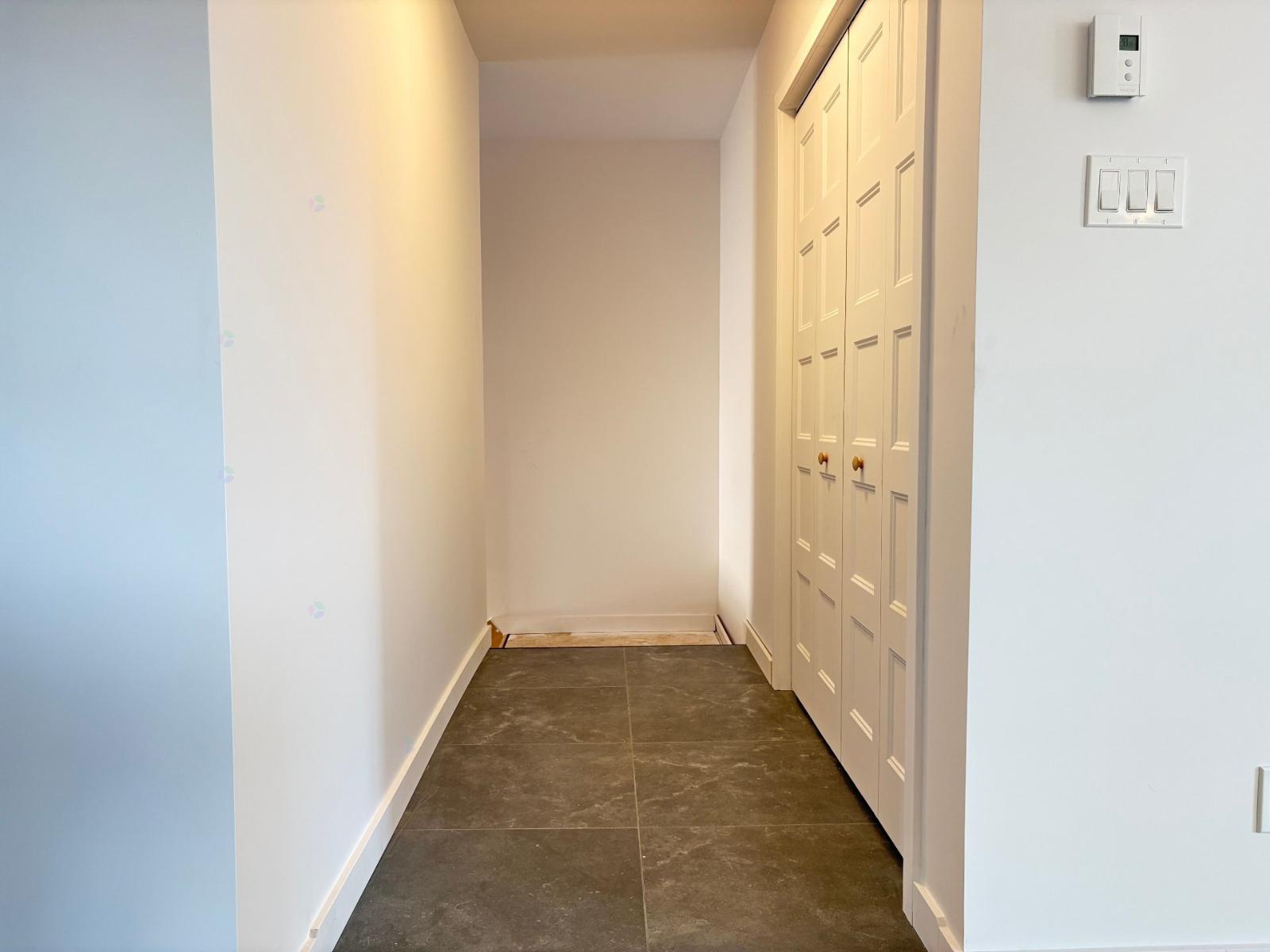 204 Rue Académie, #1 Property Photo 13