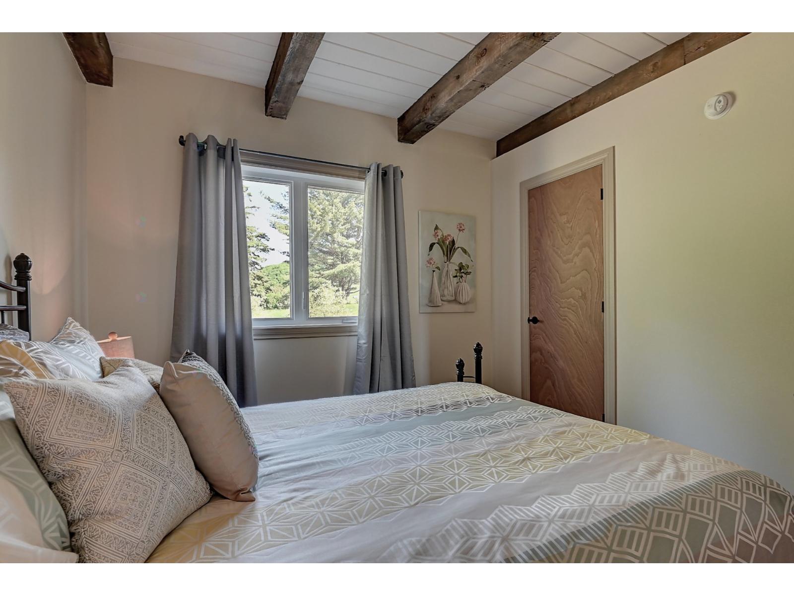 32 2e Avenue Beaudry Property Photo 13