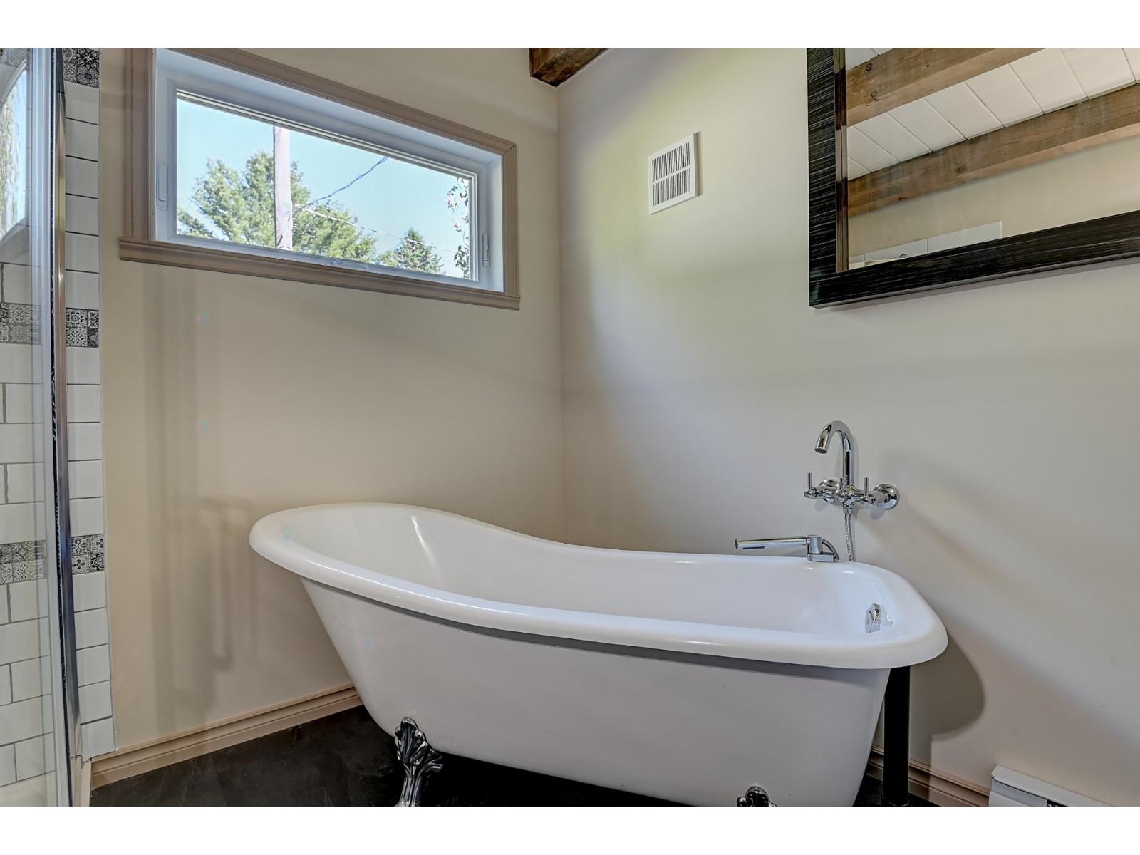 32 2e Avenue Beaudry Property Photo 15