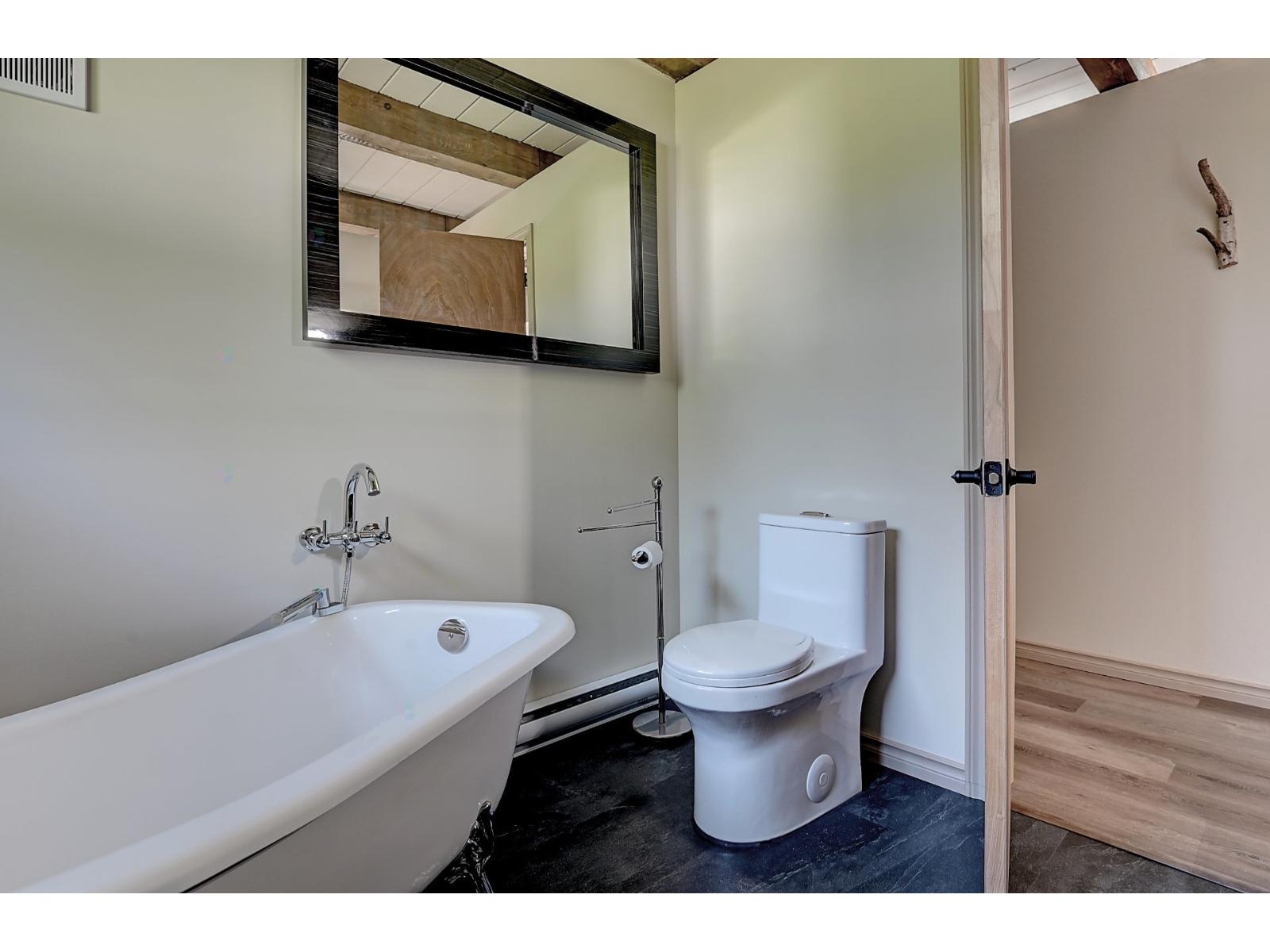 32 2e Avenue Beaudry Property Photo 16