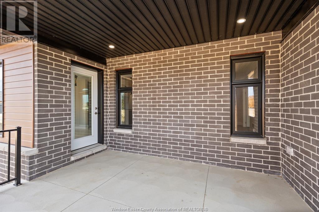 18 Woodland Property Photo 6