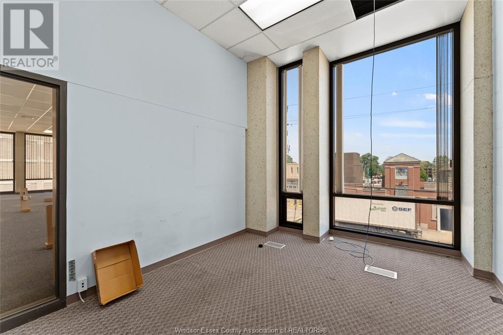 850 Ouellette Avenue Unit# 2nd Floor Property Photo 16