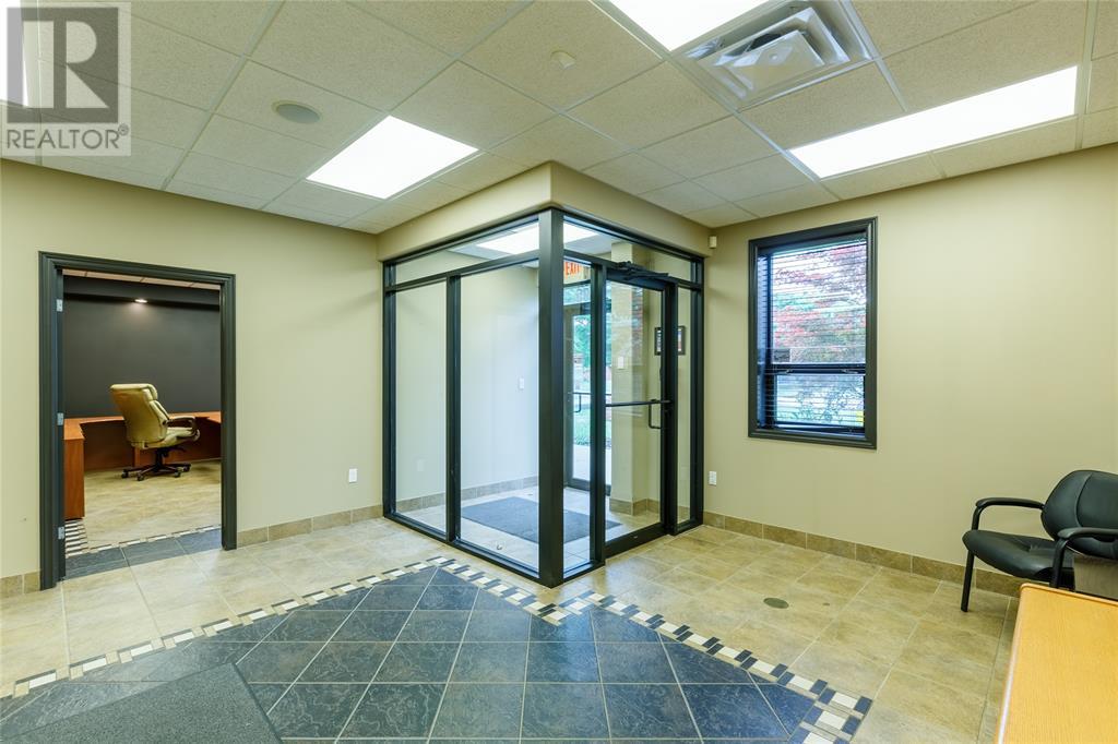 805 Upper Canada Drive Property Photo 4