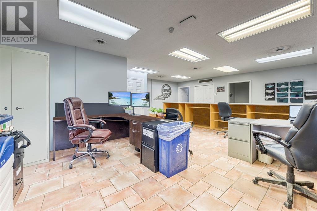 4320 Discovery Line Property Photo 8