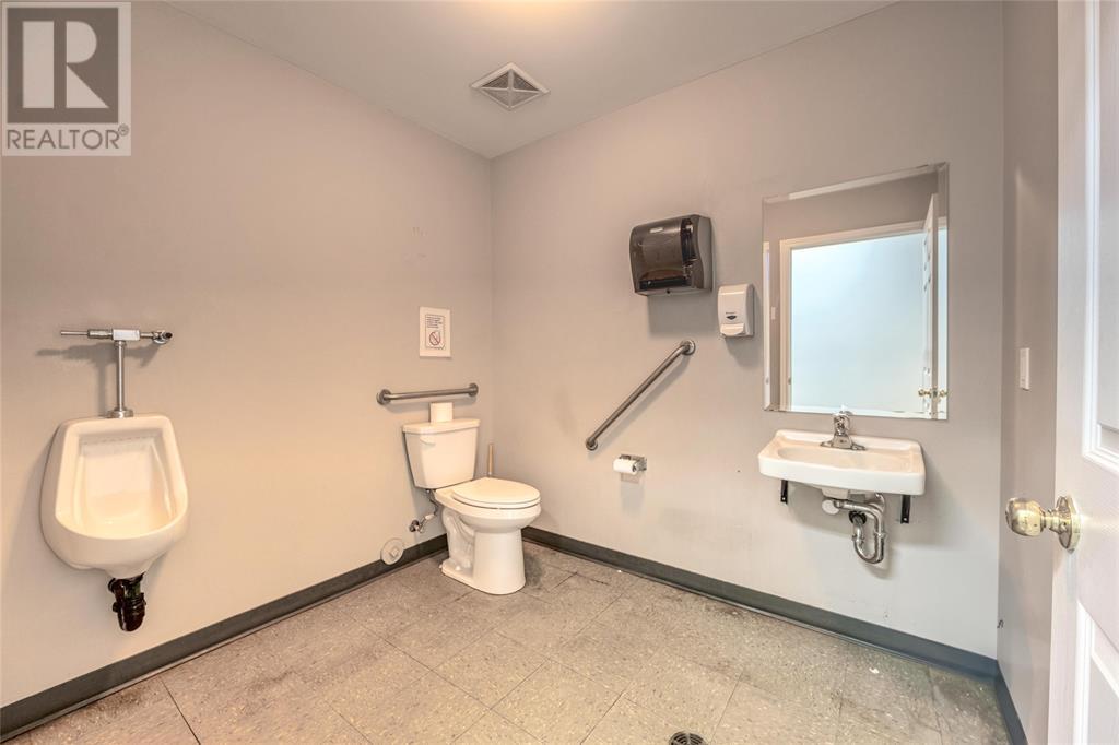 4320 Discovery Line Property Photo 10