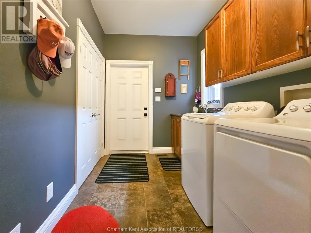 77 Sleepy Meadow Drive Property Photo 27