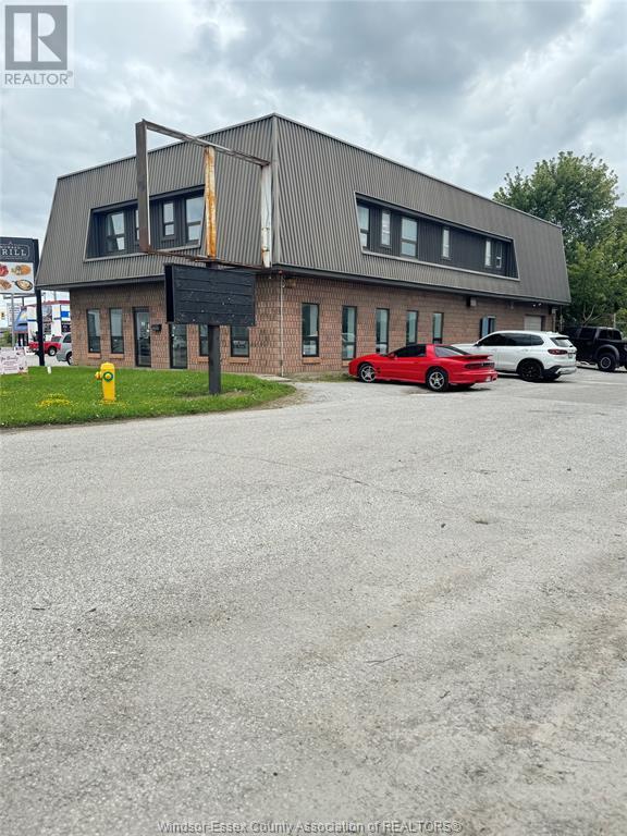 2594 Howard Avenue Unit# A Property Photo 3