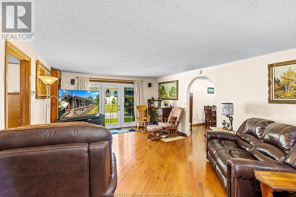 6 Third Avenue North Property Photo 26