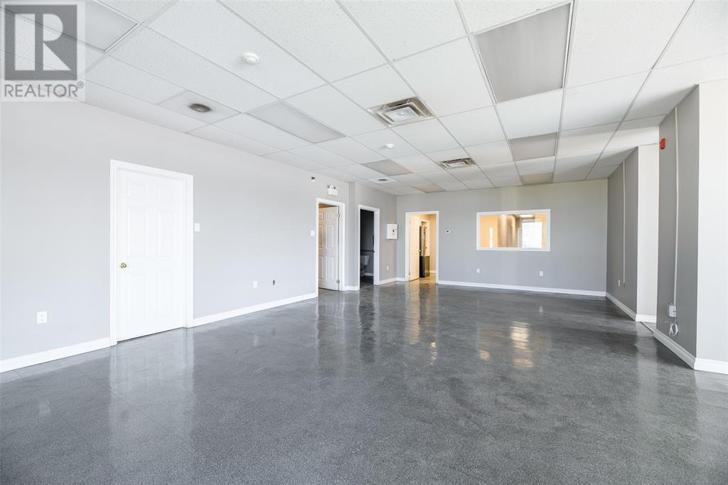 260 Centre Street Property Photo 11