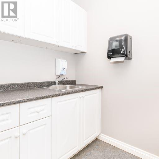 260 Centre Street Property Photo 16