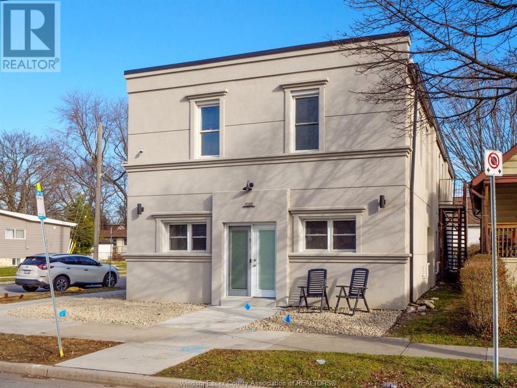 1010 Campbell Property Photo 3