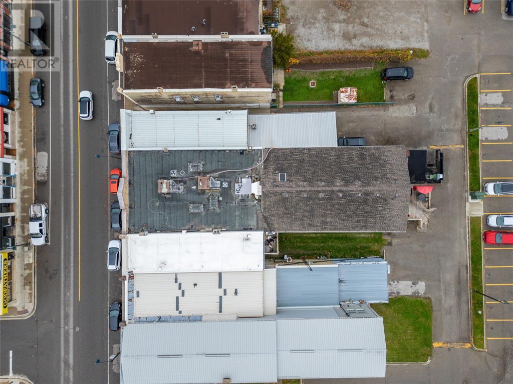 4211 Petrolia Line Property Photo 28