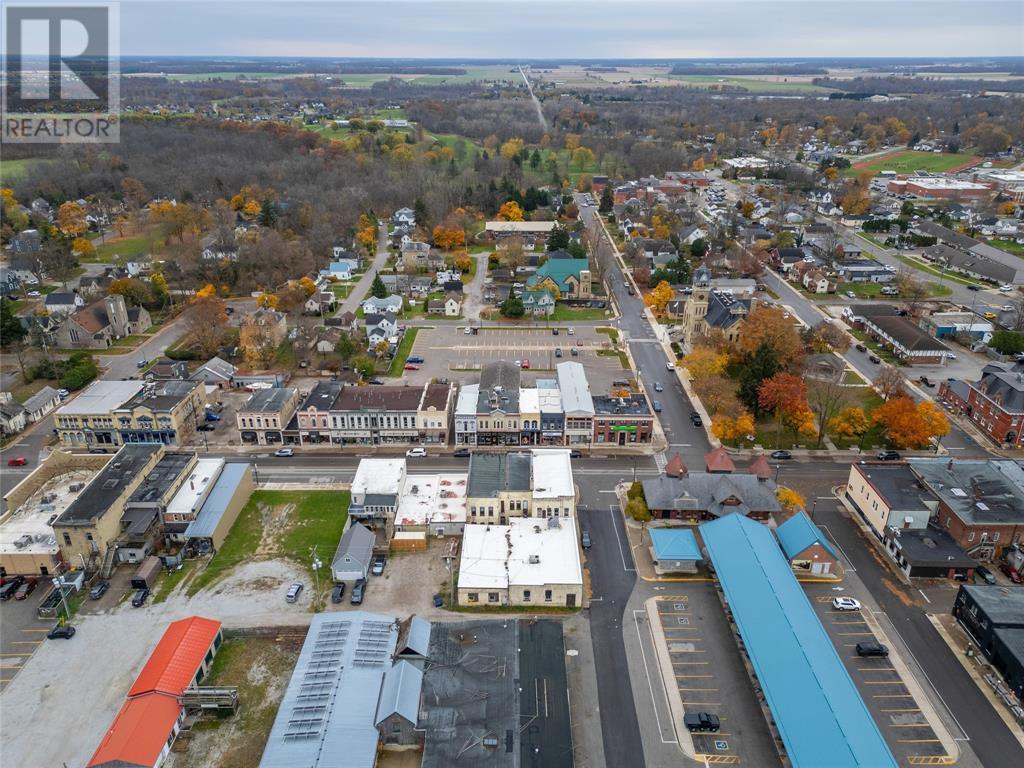 4211 Petrolia Line Property Photo 30