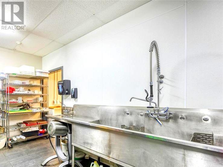 1362 Lambton Mall Road Unit# 11 Property Photo 20