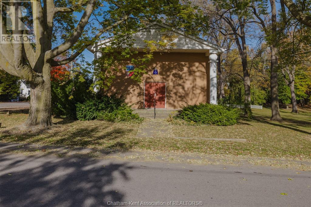 31 York Street West Property Photo 2