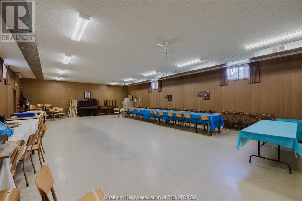 31 York Street West Property Photo 22
