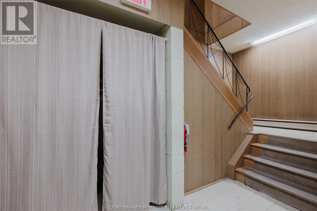 31 York Street West Property Photo 25