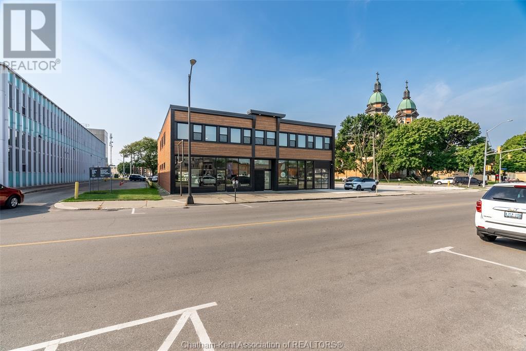 146 Wellington STREET West Unit# 1 Property Photo 1