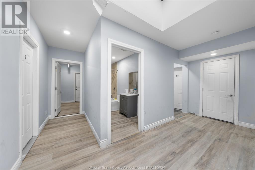 1683 College Property Photo 4