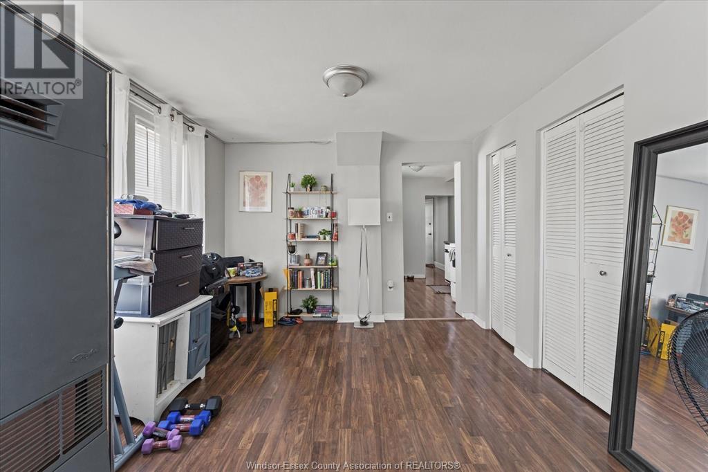124-130 Elm Avenue Property Photo 8