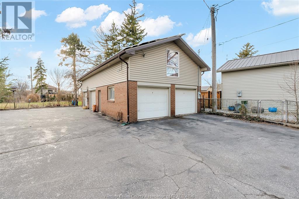 225 Watson Property Photo 10
