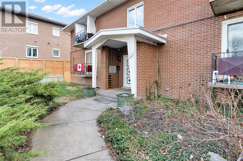 225 Watson Property Photo 11